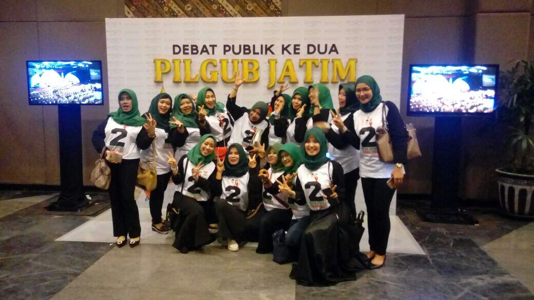 Tiba di Lokasi, Gus Ipul-Puti dan Khofifah-Emil Siap Berdebat Lagi