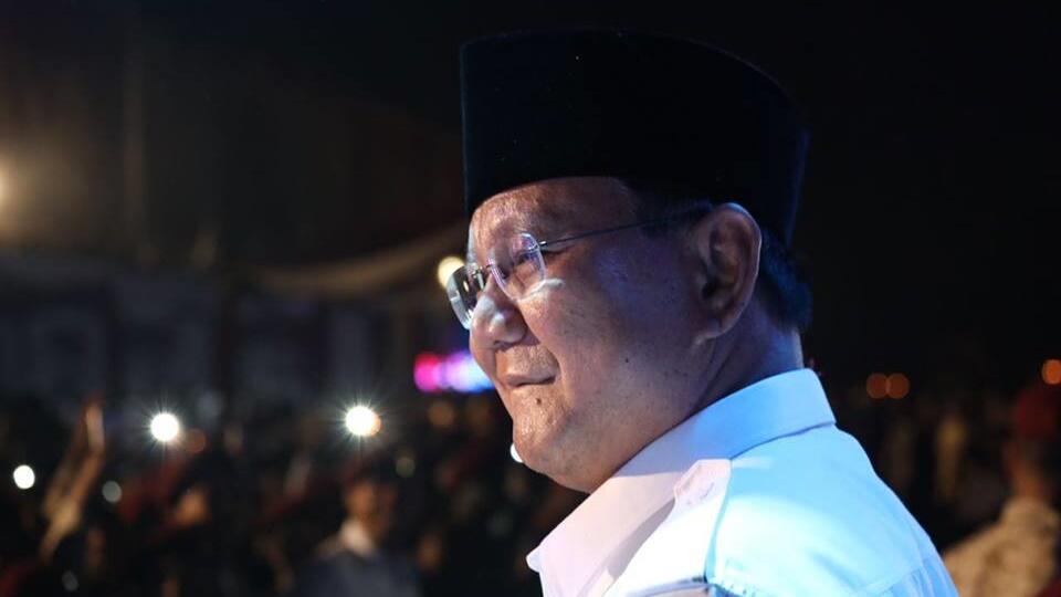 Prabowo Sedang Happy