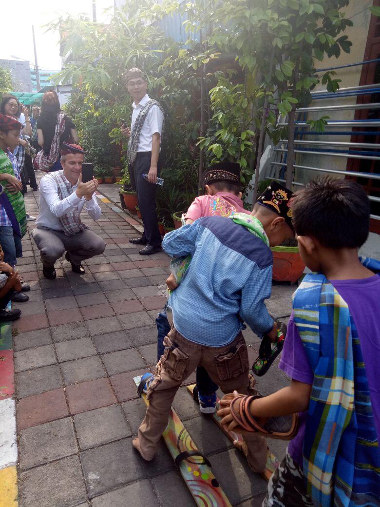 Saat Bule dari 7 Negara Kagum dengan Kampung Lawas di Surabaya Ini