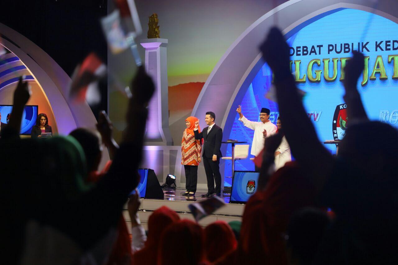 Debat Kedua : Emil Fasih Bicara Ekonomi, Puti Banyak Diam