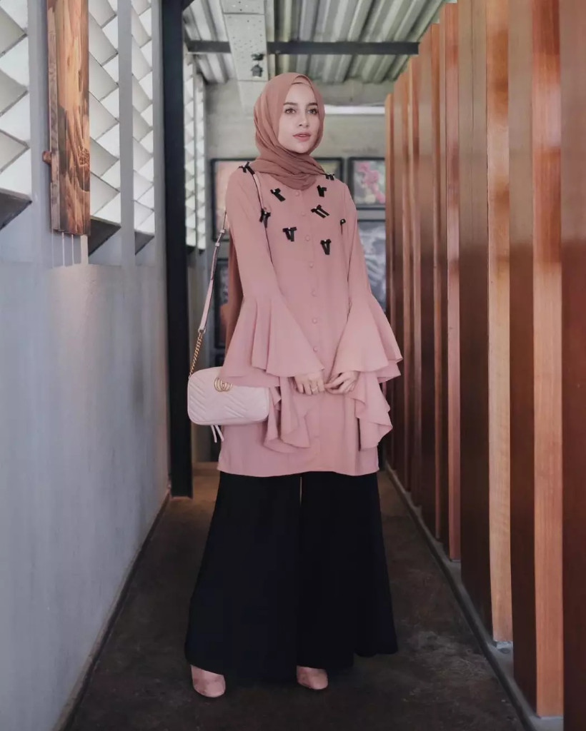 Feshion Sedang Trend?? Cocok Untuk Di Pakai Lebaran Ini