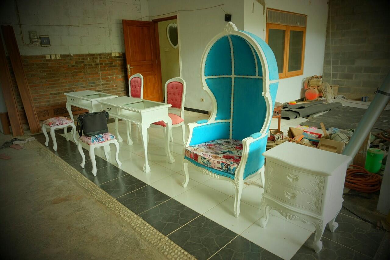 jasa bikin ruang meeting kantor telekomprens furniture