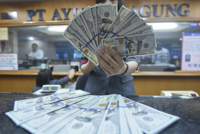 Cuti panjang dinilai turut bikin Rupiah makin loyo