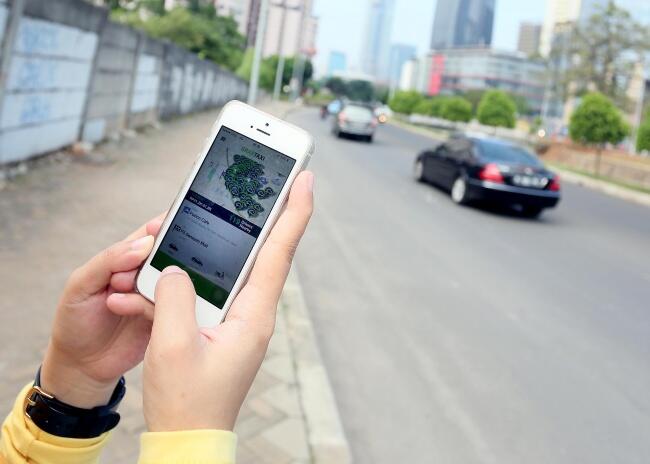 Sopir Online Sulut Minta Dijadikan Karyawan