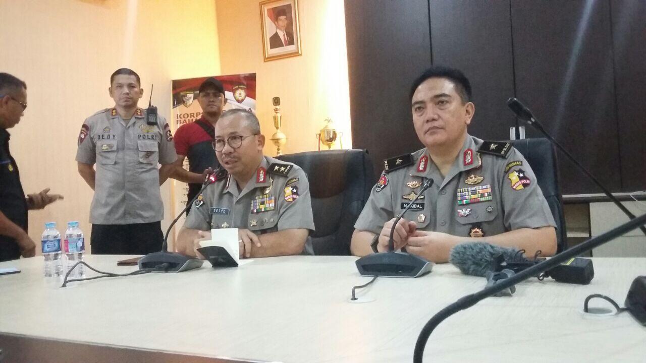 Polisi Masih Negosiasi untuk Bebaskan Satu Anggota Brimob Yang Disandera
