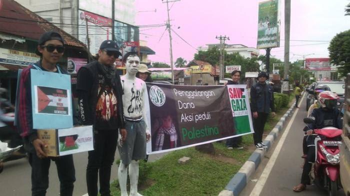 Bantuan Menyusut, Palestina Terancam Bangkrut
