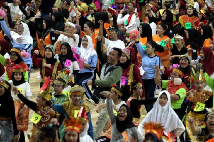 Indonesia Sambut Asian Games dengan Rekor Poco-poco