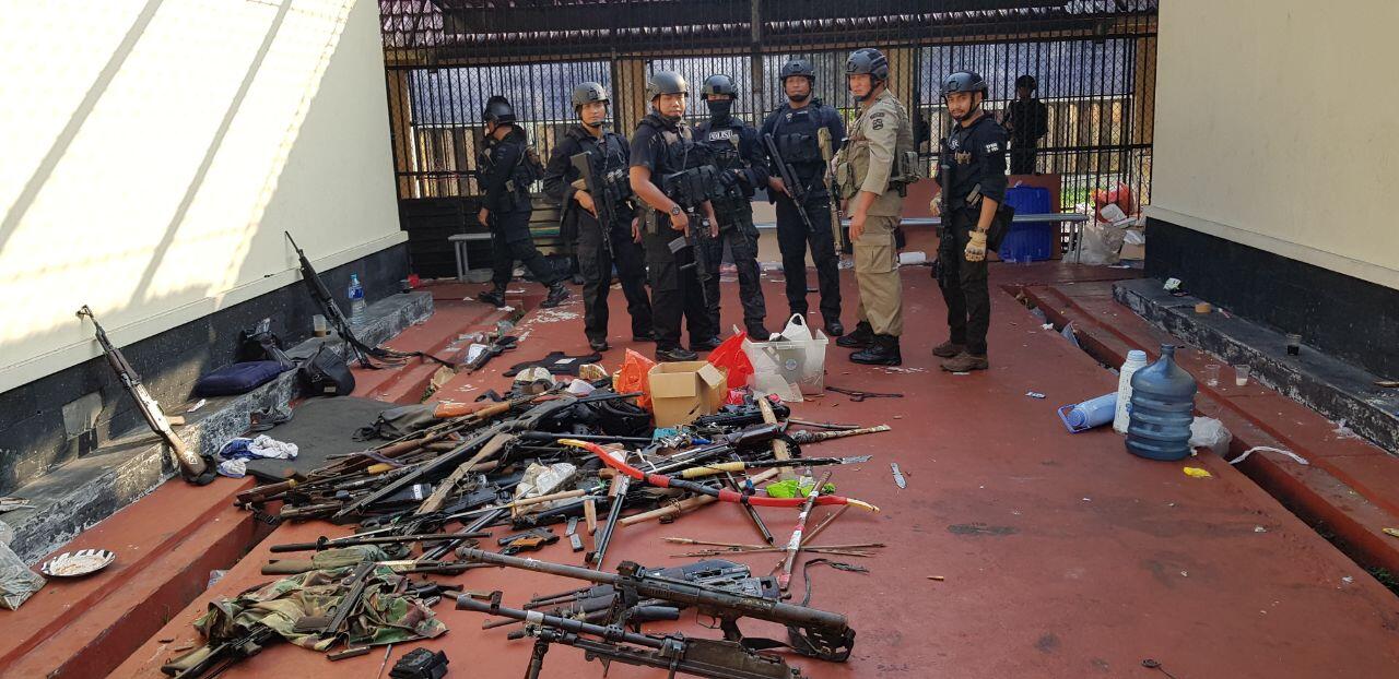 Polwan Ikut Jadi Korban Kericuhan Mako Brimob, Warganet Geram
