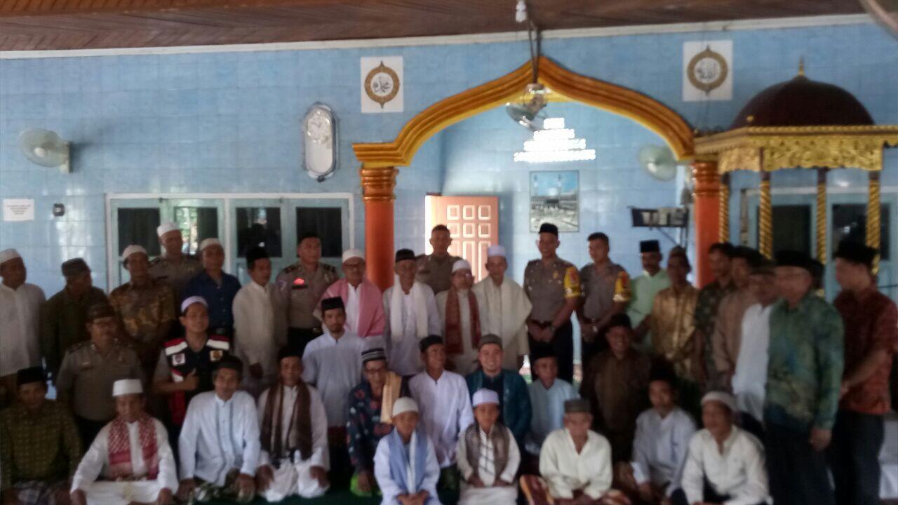 Pejabat Utama Polres Banyuasin Giat Safari Jumat di Masjid Al Hafid