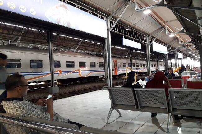 Oprasional Stasiun Gambir Direkayasa Selama Aksi Solidaritas