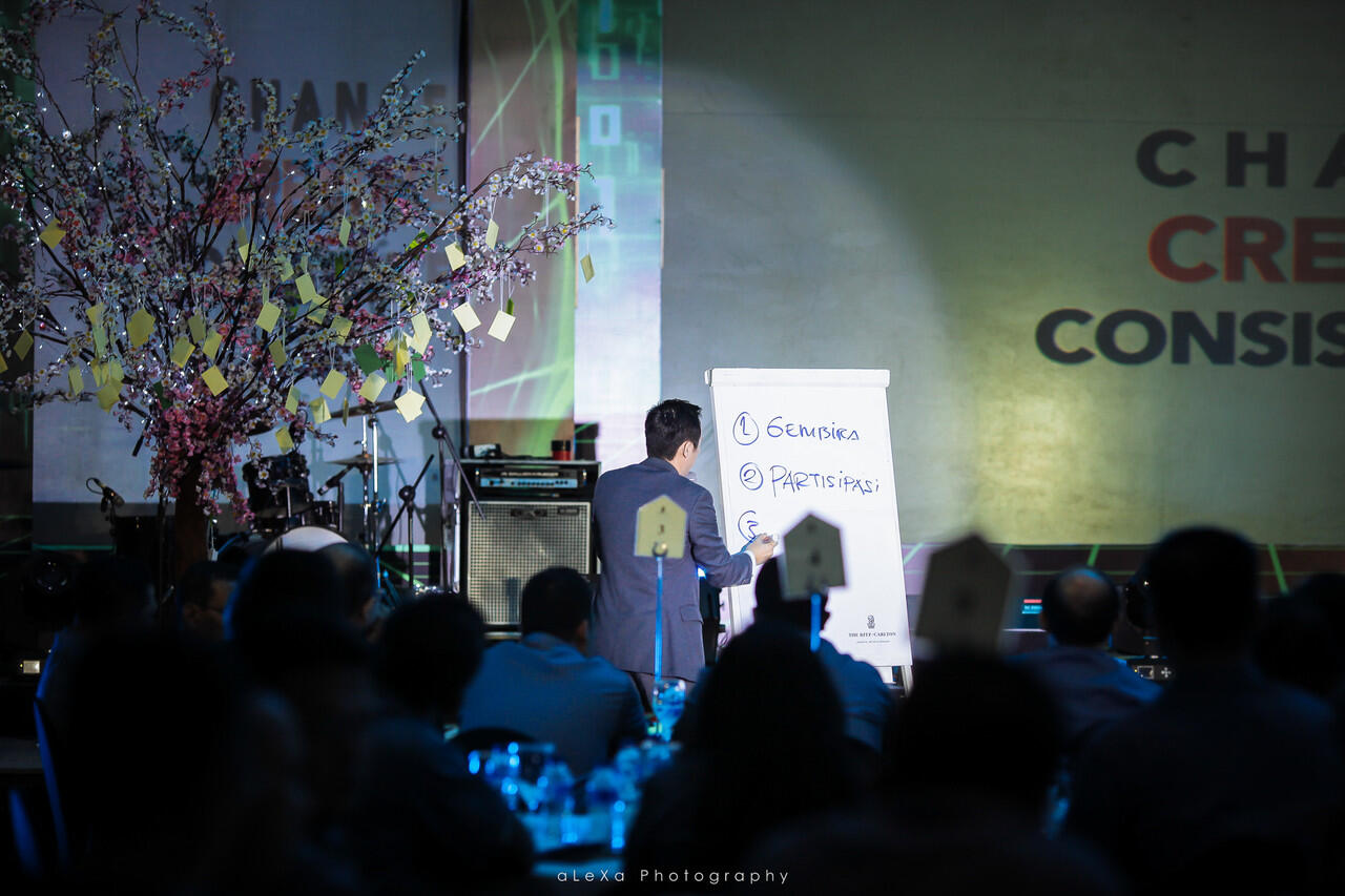 Efektif Dalam Public Speaking ala Motivator