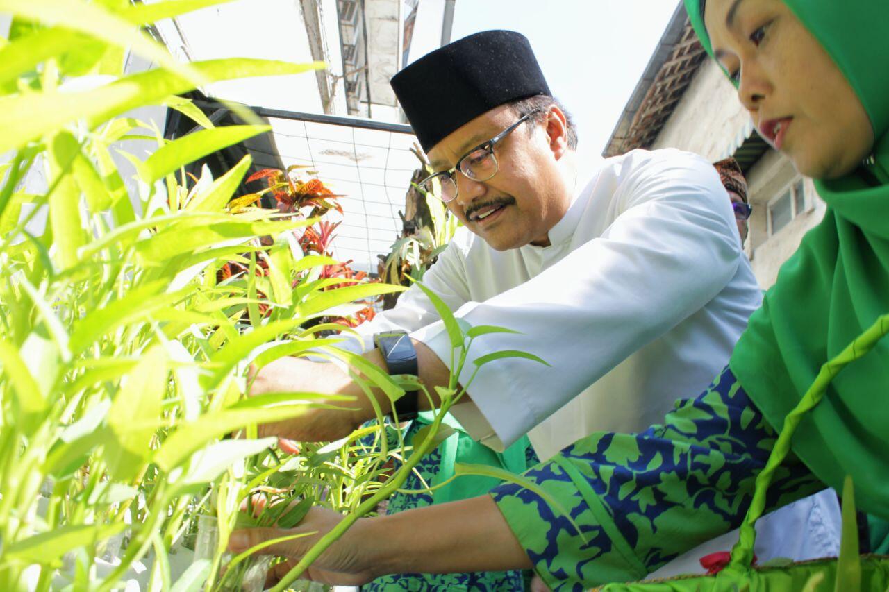 Sambangi Malang, Gus Ipul Belajar Gerakan Menabung Air