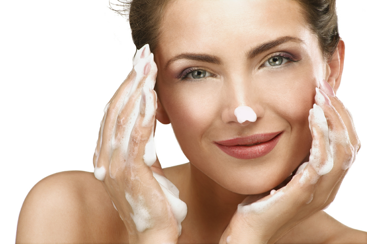 Sudah Pakai Serum, tapi Tak Ada Hasil Apa-apa? Ini Penyebabnya!