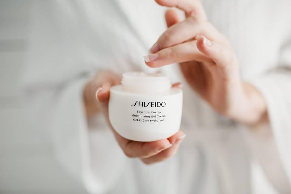 Sudah Pakai Serum, tapi Tak Ada Hasil Apa-apa? Ini Penyebabnya!