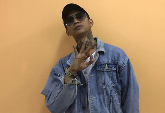 Gandeng MASGIB, Young Lex Rilis Single 'Nyeselkan'