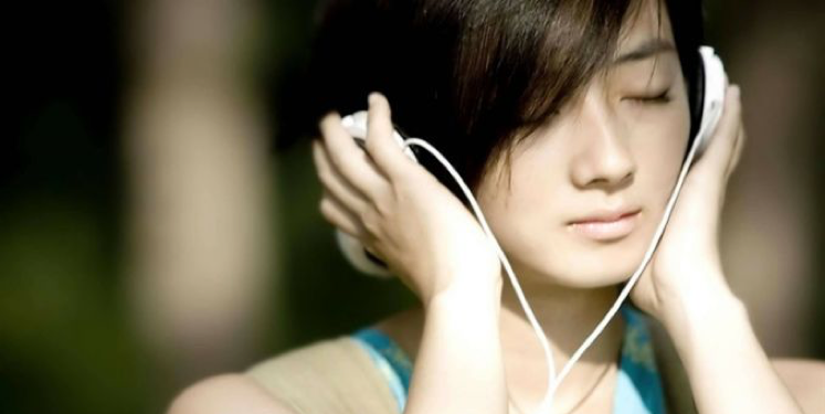 5 Hal Yang Sering Dilakuin Pas Lagi Galau