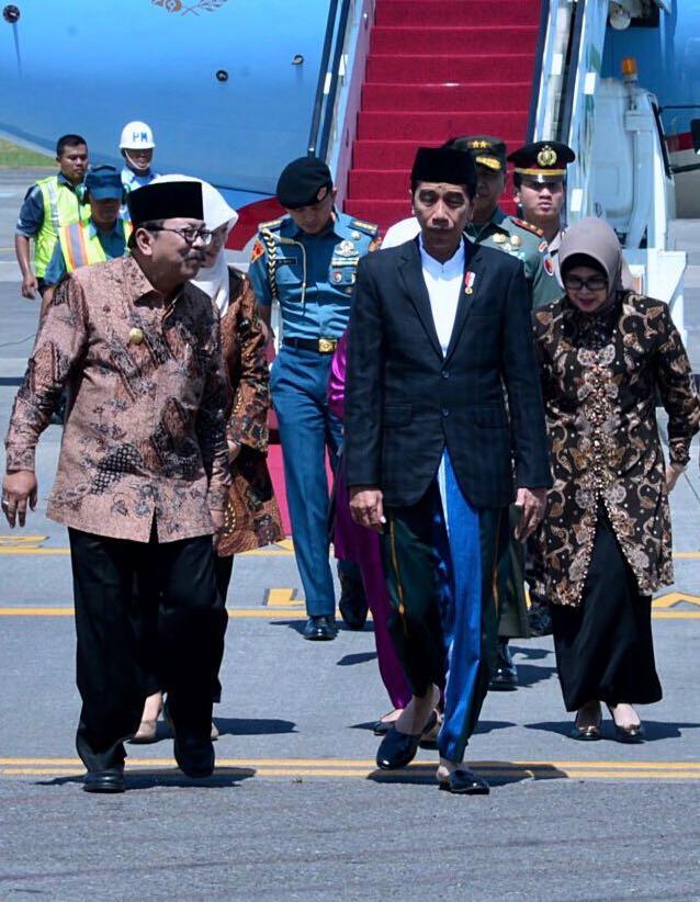 Jokowi Resmikan Pesantrenpreneur dan Unmar di Ponpes Pasuruan