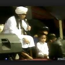 Ustad Hariri Yang Banyak Diselimuti Masalah