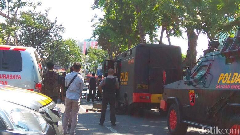 Polisi: Jangan Sebar Foto dari Lokasi Bom Gereja Surabaya