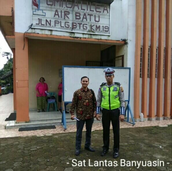 Setiap Minggu, Sat Lantas Polres Banyuasin Giat Pengamanan Di Gereja