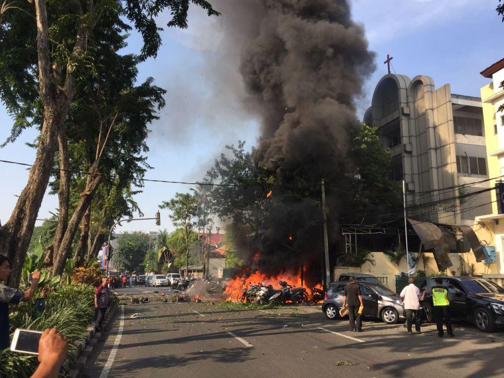 Ledakan Gereja di Surabaya, 4 Tewas