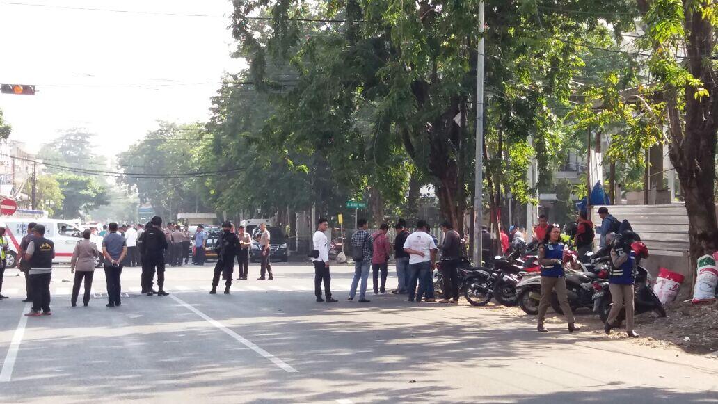 Benda Mirip Organ Tubuh Ditemukan Pasca Ledakan Bom Gereja Santa Maria