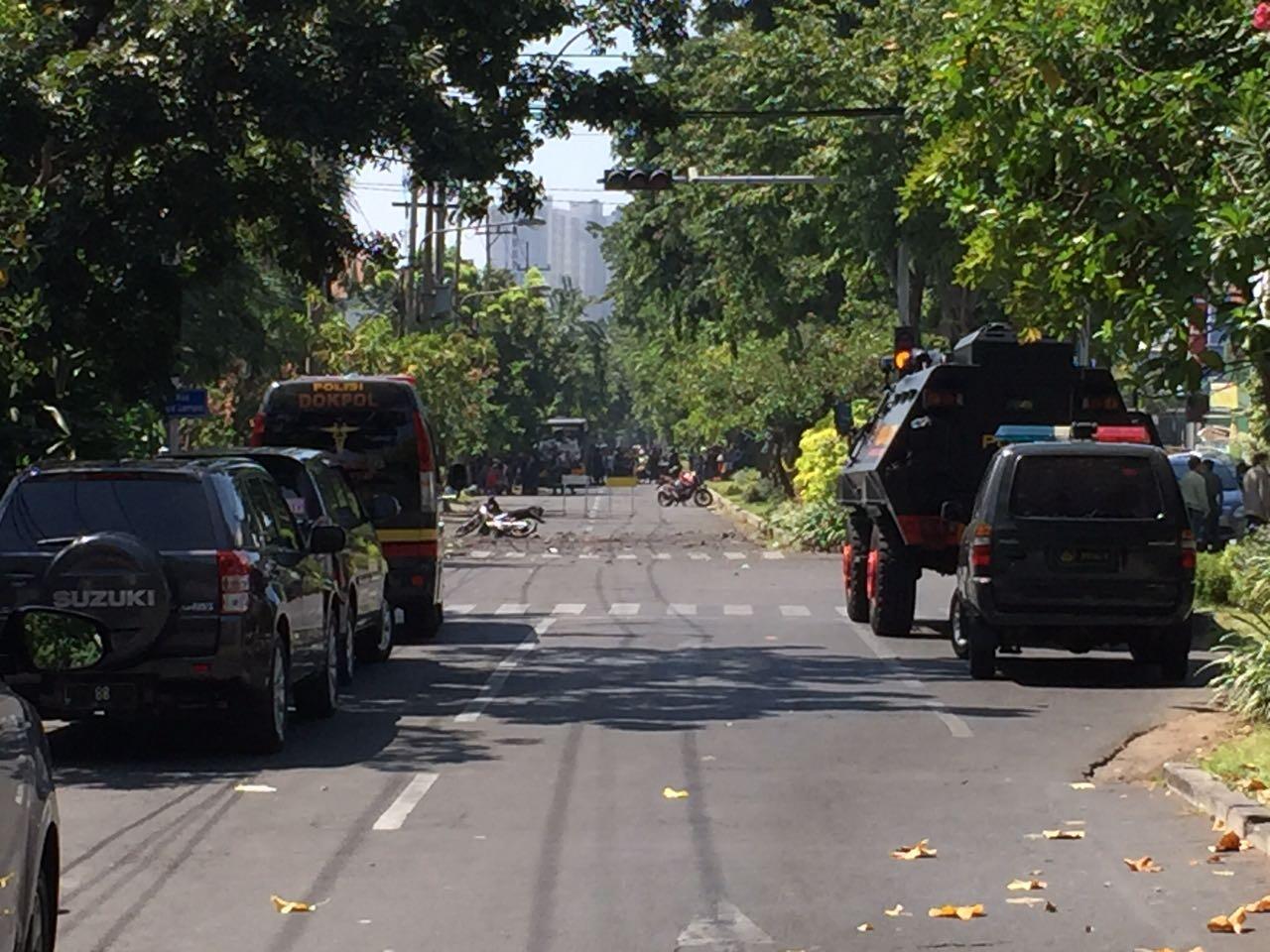 Begini Cara Pelaku Meledakkan Bom Bunuh Diri di 3 Gereja Surabaya