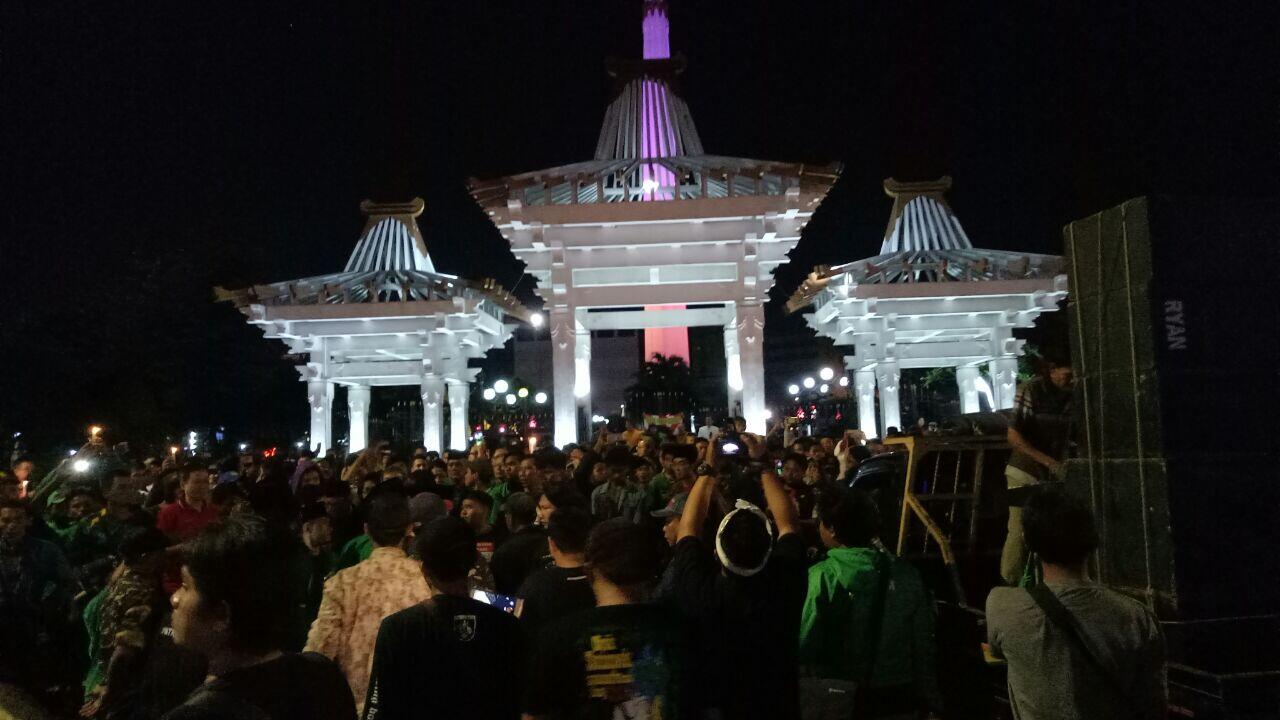 Bom Surabaya, Ribuan Massa Gelar Aksi Solidaritas di Tugu Pahlawan