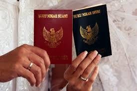 Menikah di Usia 30-an Rentan Bercerai