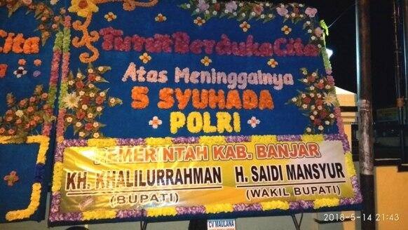 Polres Banjar Dipenuhi Karangan Bunga untuk Syuhada Polri