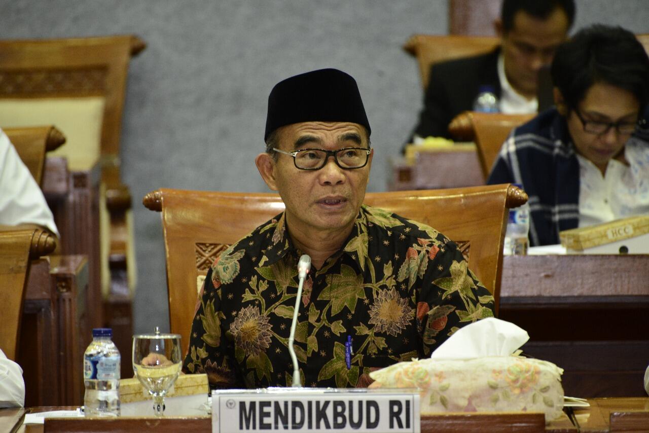 Mendikbud Ajak Masyarakat Gotong Royong Memajukan Pendidikan