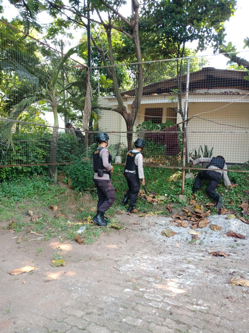 DKI Jakarta Siaga 1, Polisi Tempatkan Personel Bersenjata Lengkap di Setiap Kantornya