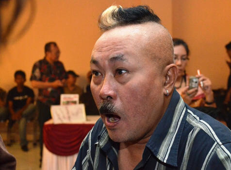 5 Potret Kenangan Gogon Srimulat Semasa Hidup
