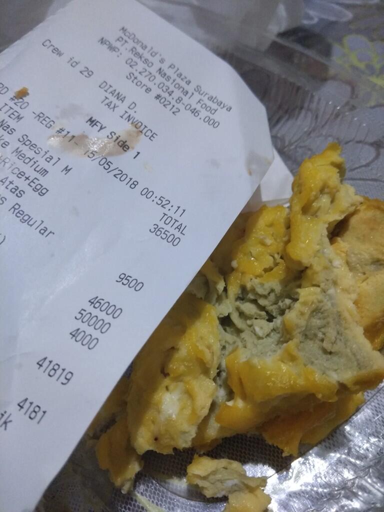 Hati hati beli di MCD....... bisa dapat makanan busuk / stok lama?