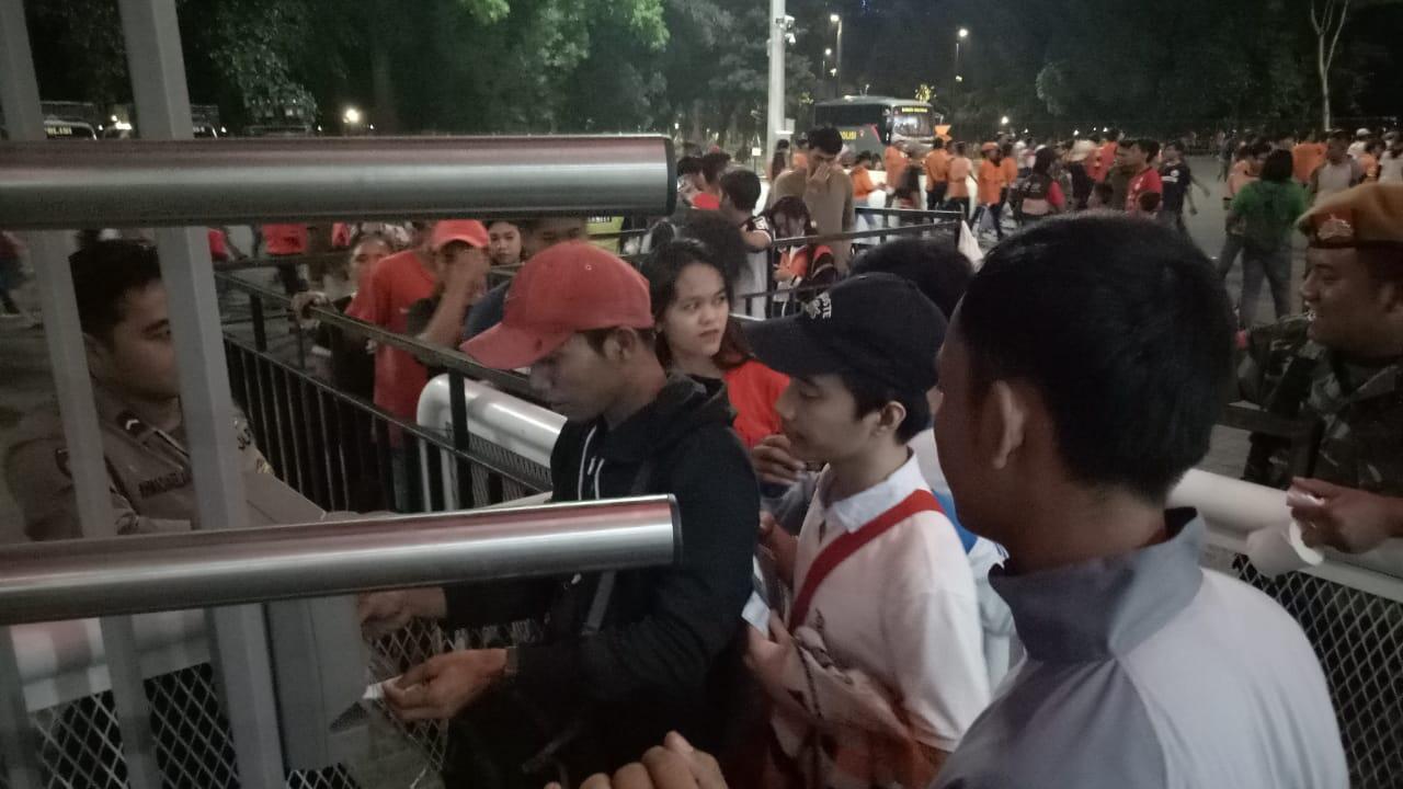 Tanpa Tiket, Panpel Persija Izinkan Suporter Masuk