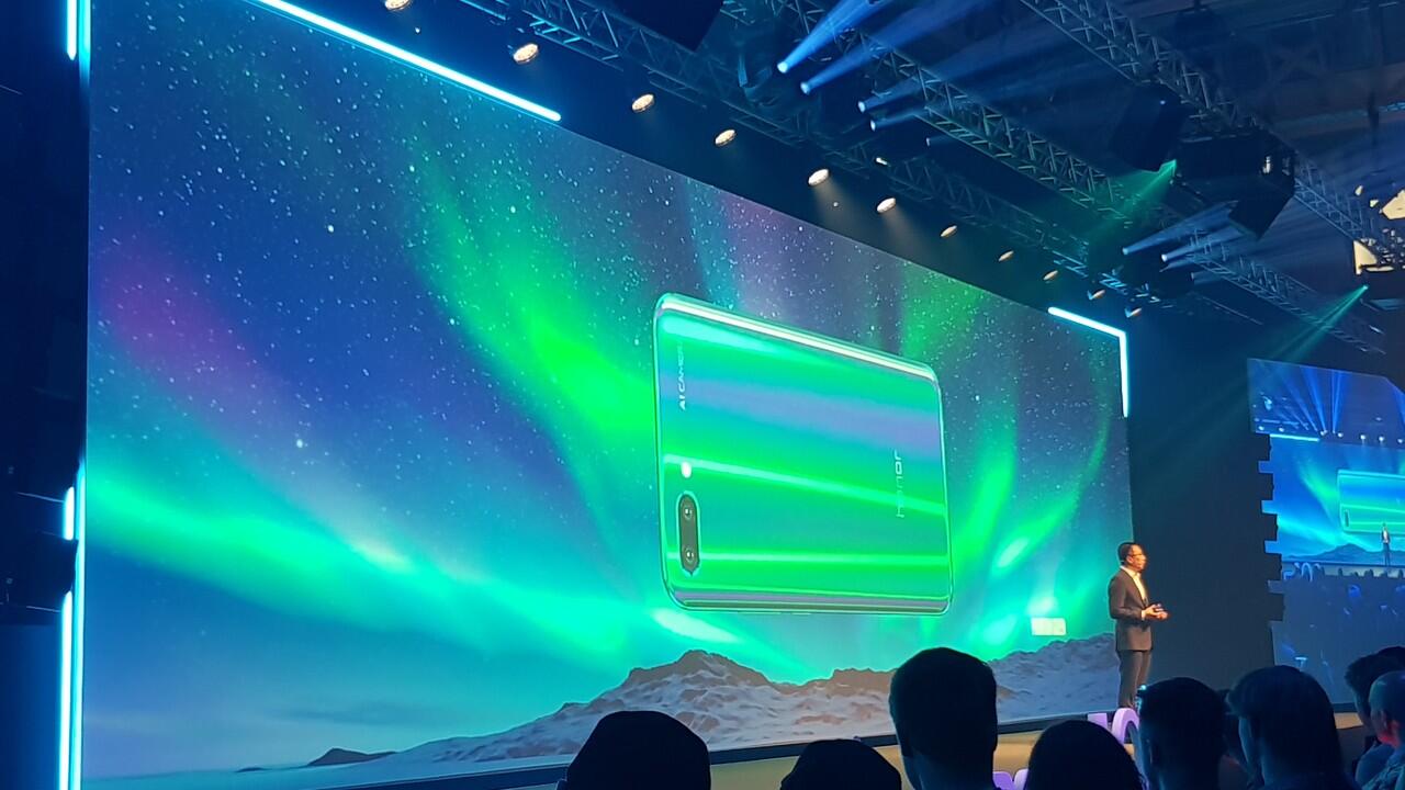 Menjajal Honor 10 di Honor Global Launch Event 'Beauty in AI' di London