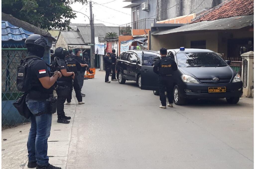Bunyi Tembakan Terdengar di Lokasi Penggerebekan di Tangerang