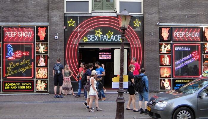 Red Light District Amsterdam, Surga Wisata Esek-Esek Kelas Dunia yang Ada di Belanda