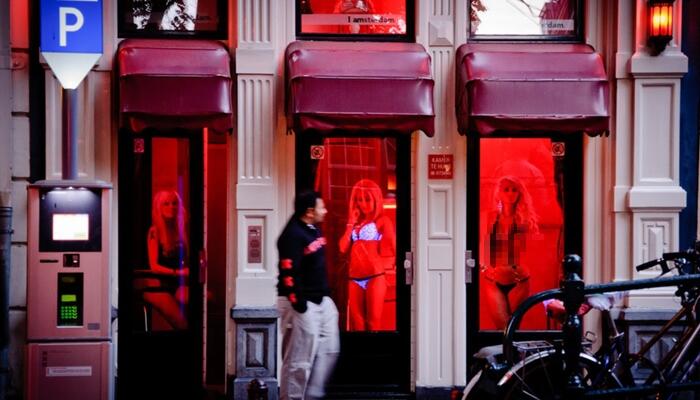 Red Light District Amsterdam, Surga Wisata Esek-Esek Kelas Dunia yang Ada di Belanda