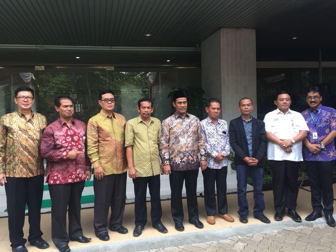 Keroyok Distribusi Cabai dan Bawang, 5 Pelaku Usaha Bermitra Petani Champion