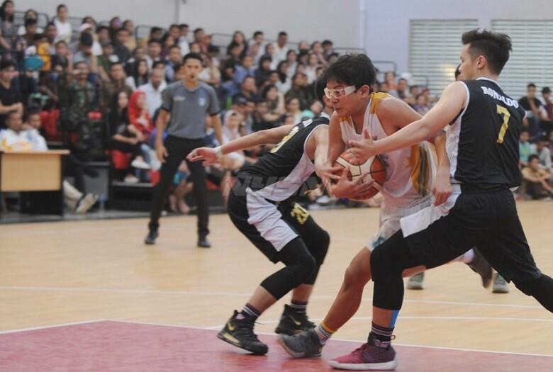 Tim Putra Kab Tangerang Kunci Gelar Basket Usai Tekuk Kota Tangsel