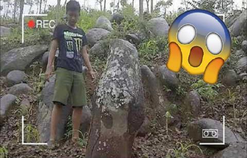 Jadi Soeltan.Dikira Batu Biasa, Pas Di Belah Ternyata OMG!!!