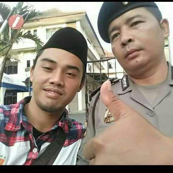 Ini Identitas Santri yang Diperiksa Brimob yang Akhirnya Diongkosi