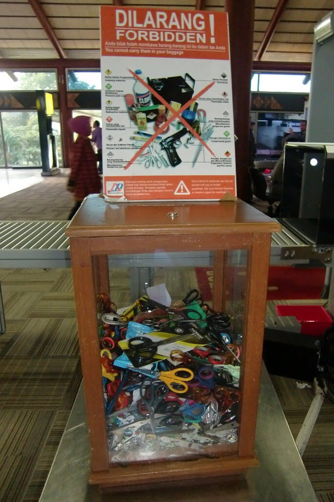 Bikin Melongo, Inilah 10 Benda Yang Sering Disita di Bandara