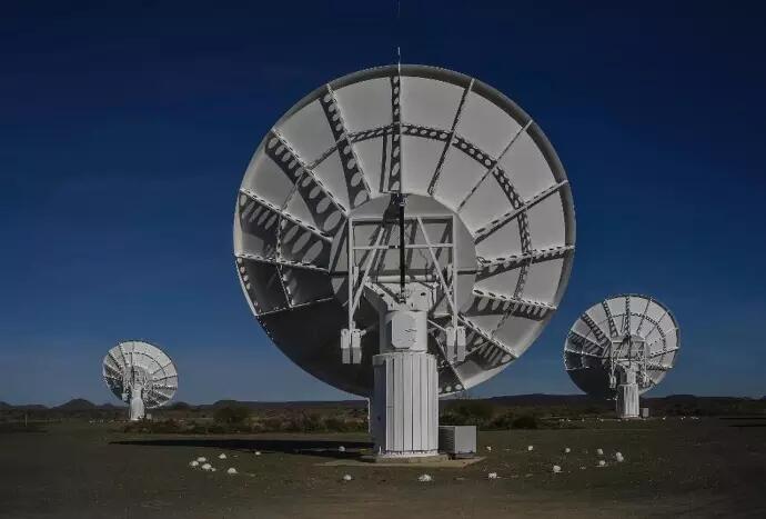 Penelitian Terbaru, Alien Mungkin Terjebak di Planetnya Sendiri!