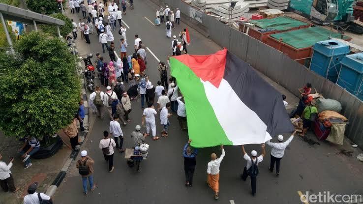 DPR Marah Ketika Bendera Israel Berkibar di Tanah Papua