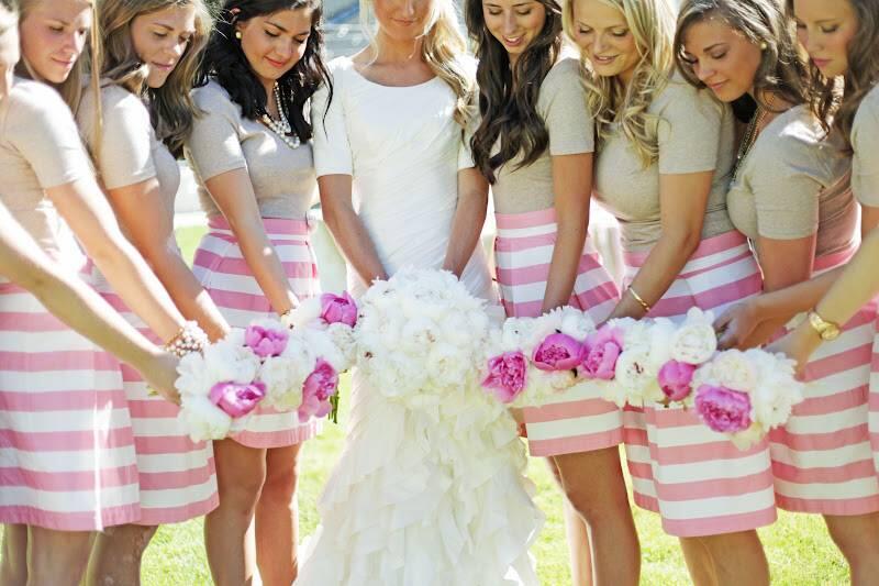Elegan nan Memesona, 19 Gaun Bridesmaids Ini Bisa Dicontoh buat Pesta Nikahanmu Nanti