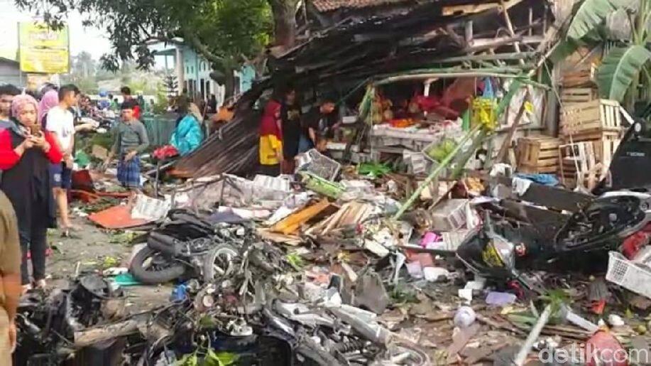 Begini Kondisi Kecelakaan Truk yang Tewaskan 12 Orang di Brebes 