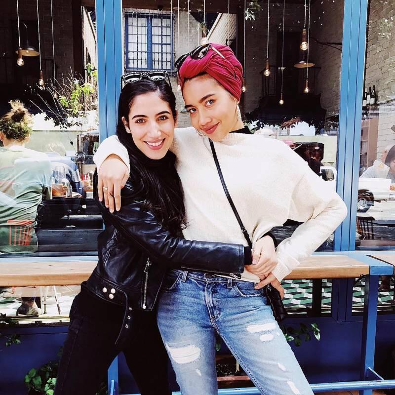 Penasaran dengan Turban? Penampilan Sehari-hari dari Yuna Ini Bisa Dijadikan Acuan