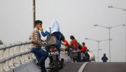 Akhir Zaman Manusia Tidak Malu Melakukan Ini Di Jalanan Umum